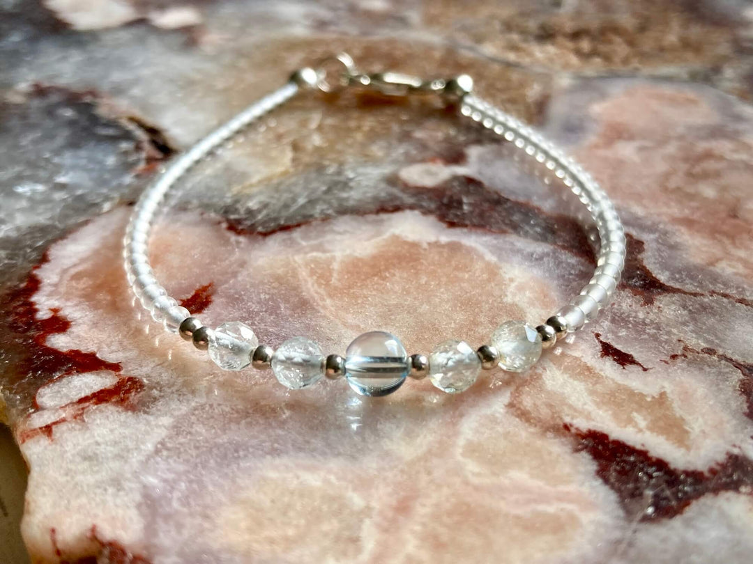 November birthstone bracelet with Topaz